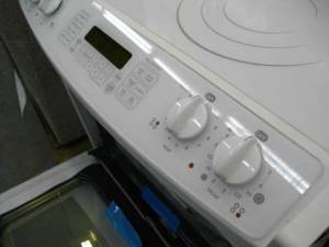 New GE Profile 30 Drop in Electric Range White